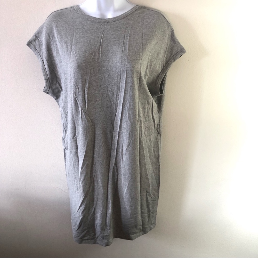 NWOT Felicity & Coco gray tee shirt dress, size XS